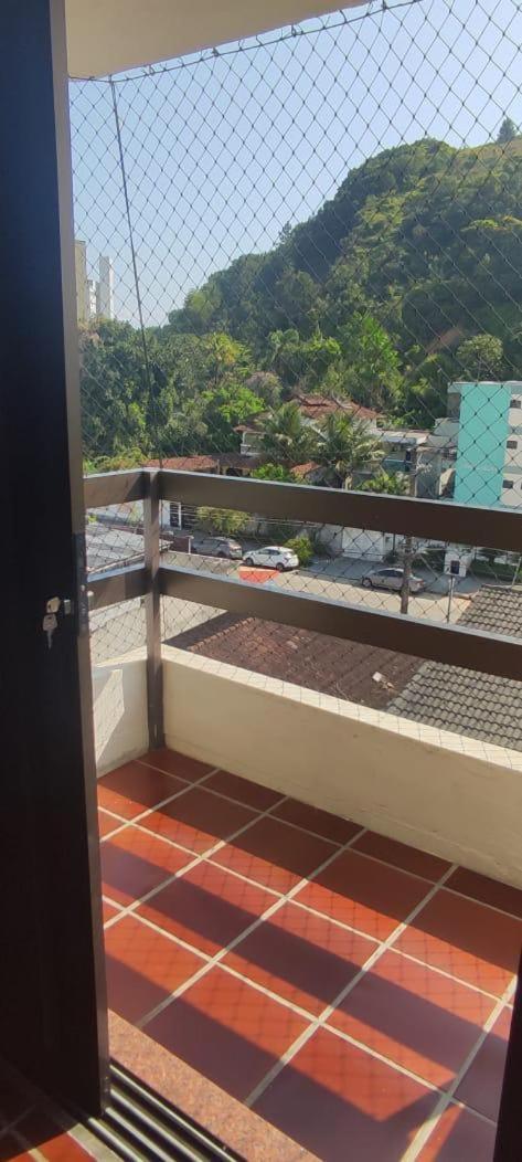 Prainha Ao Lado Martim De Sa Inteiro *